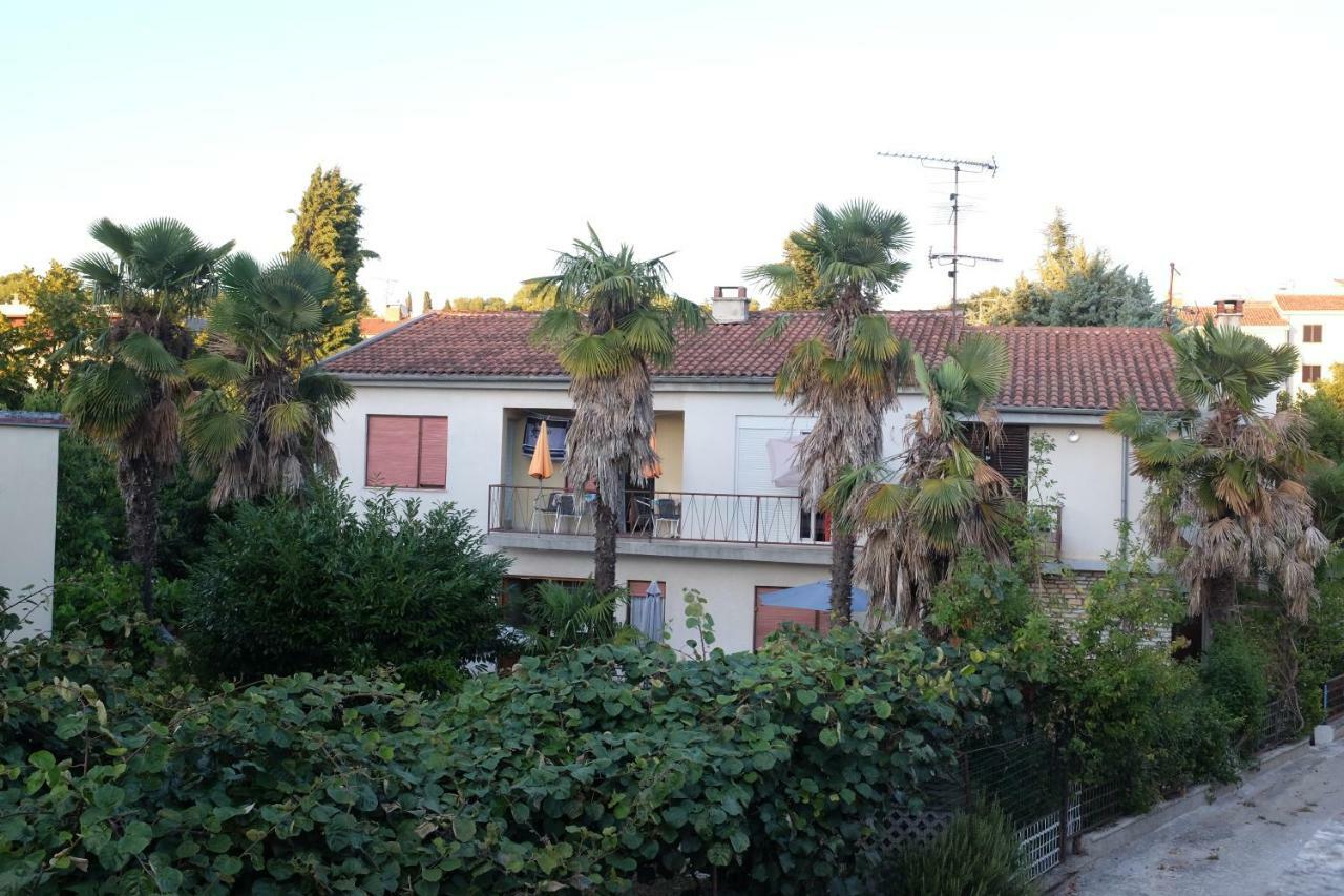 Guest House Lovric Poreč Eksteriør billede